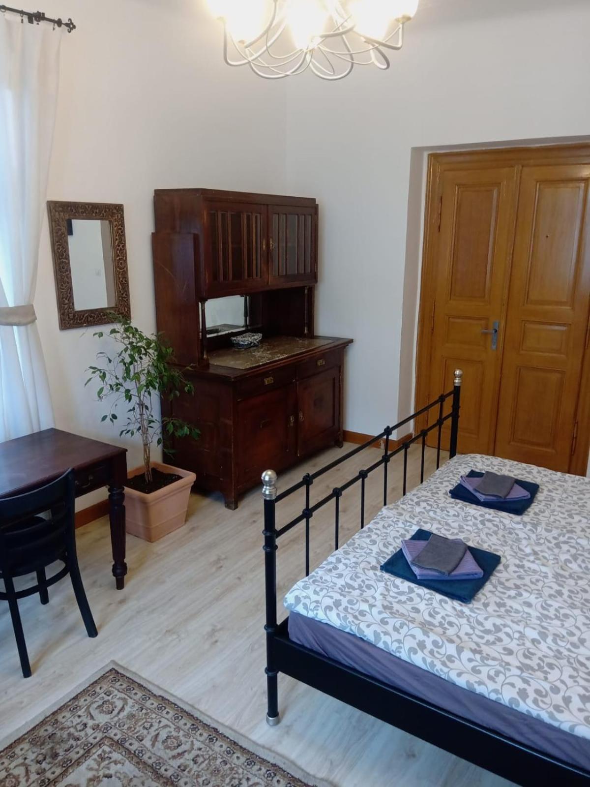 Historic Villa Apartments Πράγα Εξωτερικό φωτογραφία