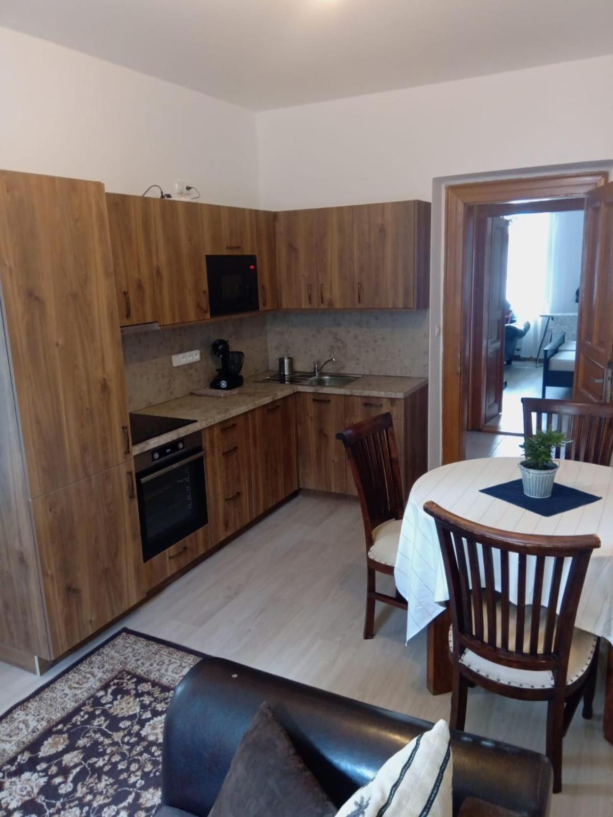 Historic Villa Apartments Πράγα Εξωτερικό φωτογραφία